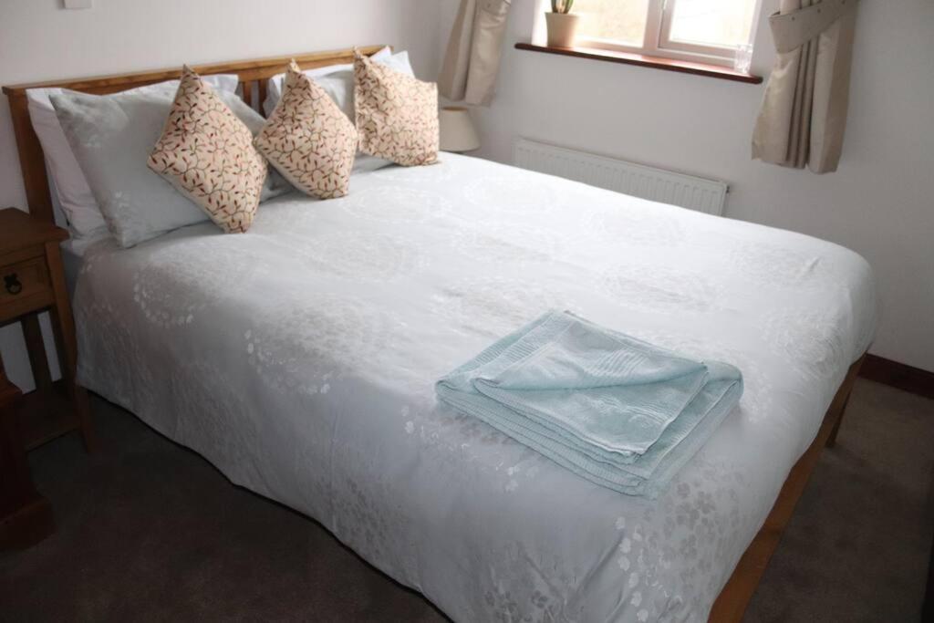 Garn Lodge Newtown  Esterno foto