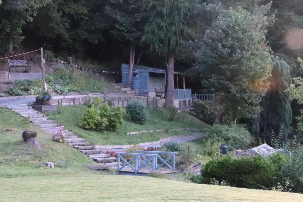 Garn Lodge Newtown  Esterno foto